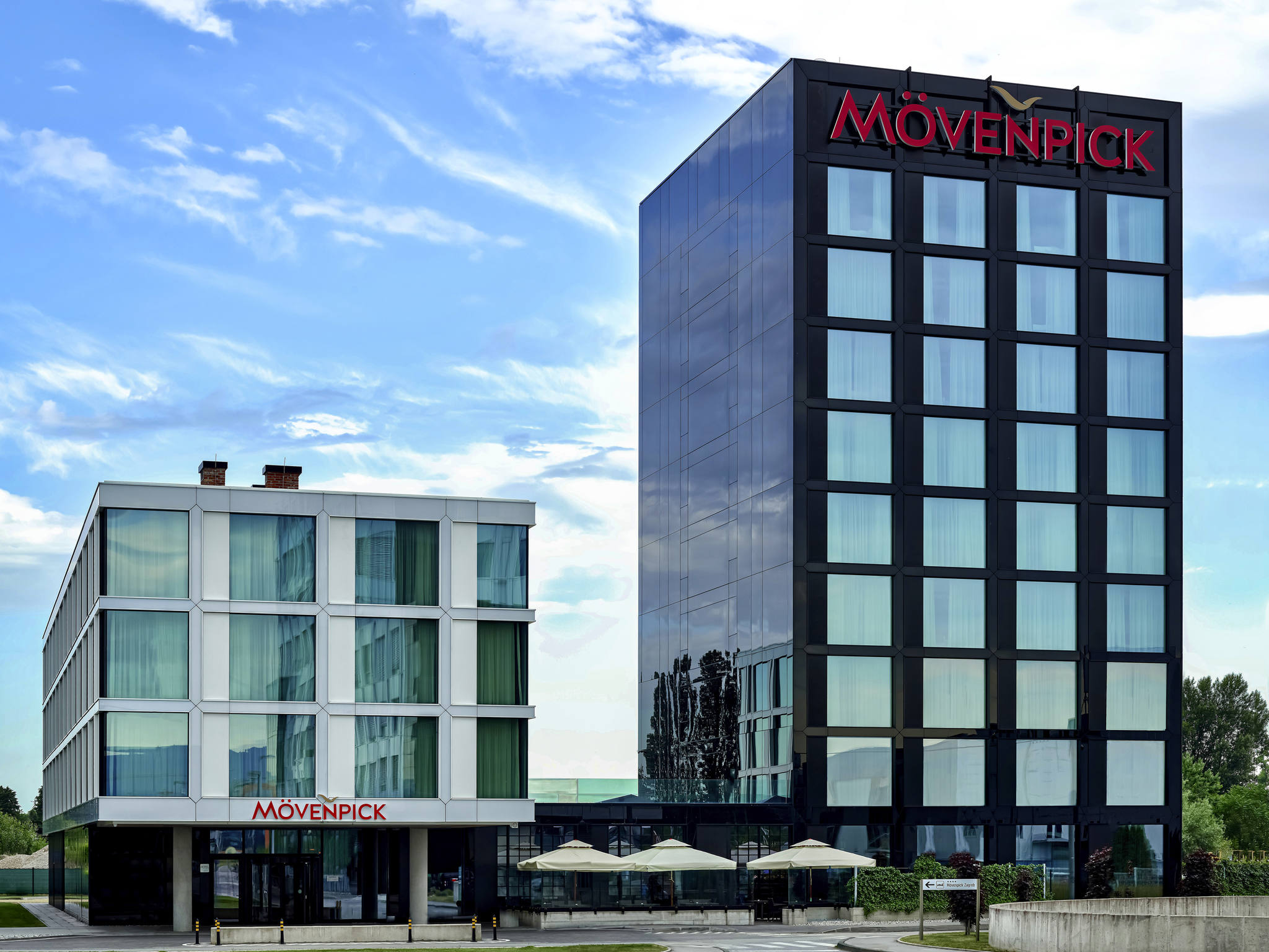 Hotel Mövenpick Zagreb s natpisom brenda na pročelju.